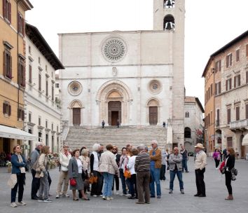 Titolo: Tour Classico di Todi