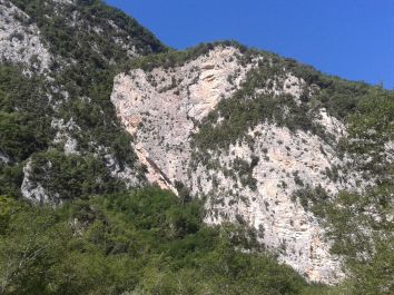 Titolo: Escursione in Valnerina - alla scoperta della Valcasana (faglie, antichi laghi e frane nel Parco Geologico della Valnerina)