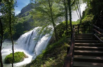 Titolo: Itinéraire dans le domaine des eaux de l'Ombrie