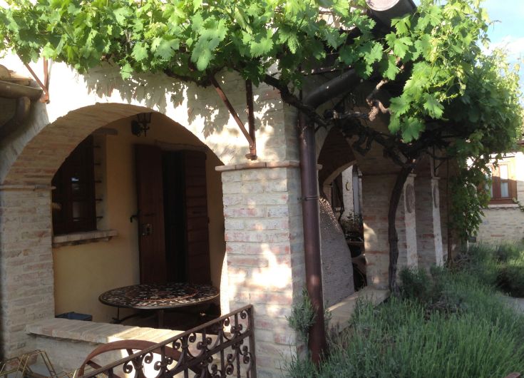 Architecture avec terrasses et espaces extérieurs, parfaits pour des moments de tranquillité et de détente.