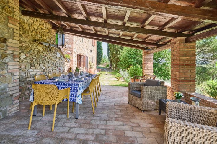 veranda con tetto in legno 