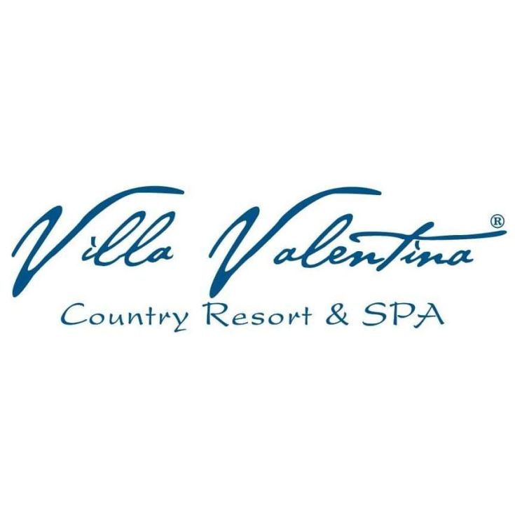 Relaxation and wellness in a green oasis with a restaurant and thermal pools available.