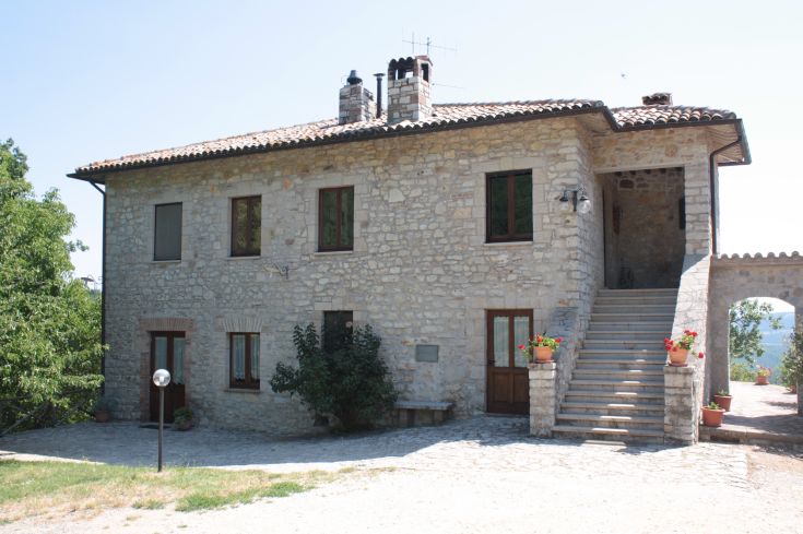 A countryside agriturismo immersed in the Umbrian nature, perfect for relaxation and tranquility.