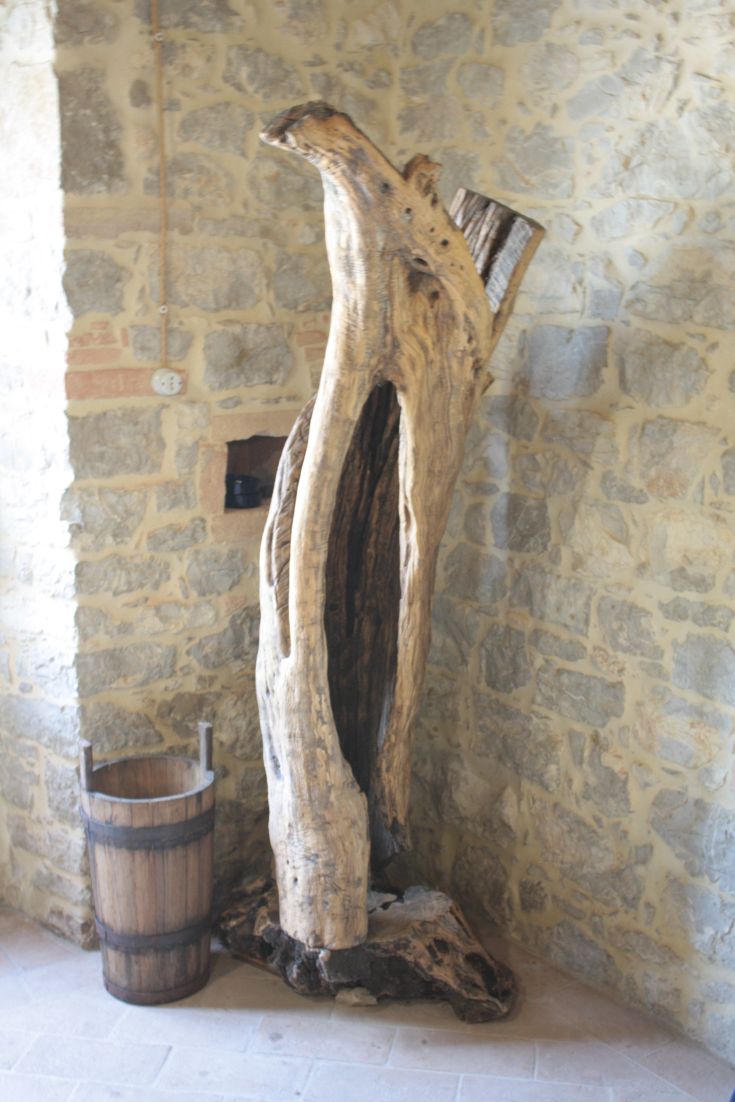 Wood element enhancing the atmosphere of a farmhouse.