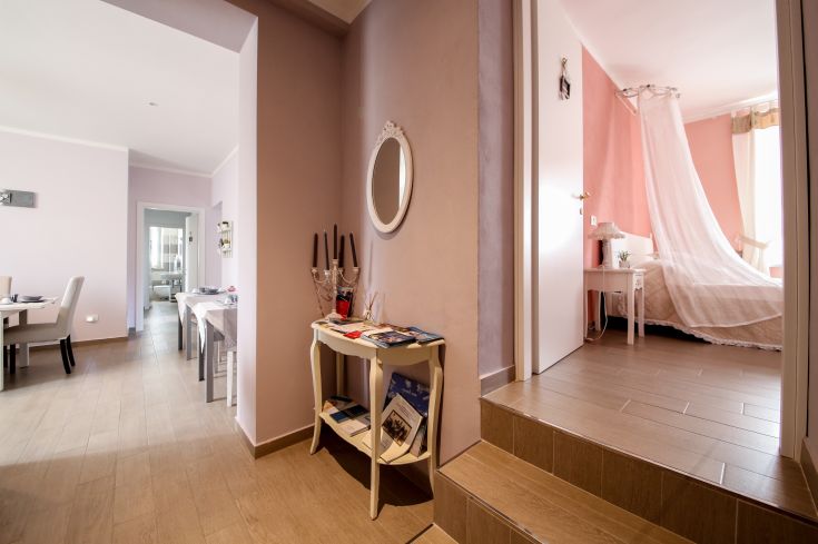 A cozy B&B featuring a shabby chic atmosphere, located in the heart of Città della Pieve.