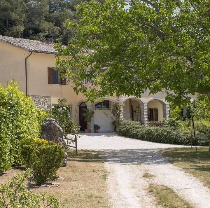 A place located in the natural setting of Umbria, perfect for a peaceful stay.