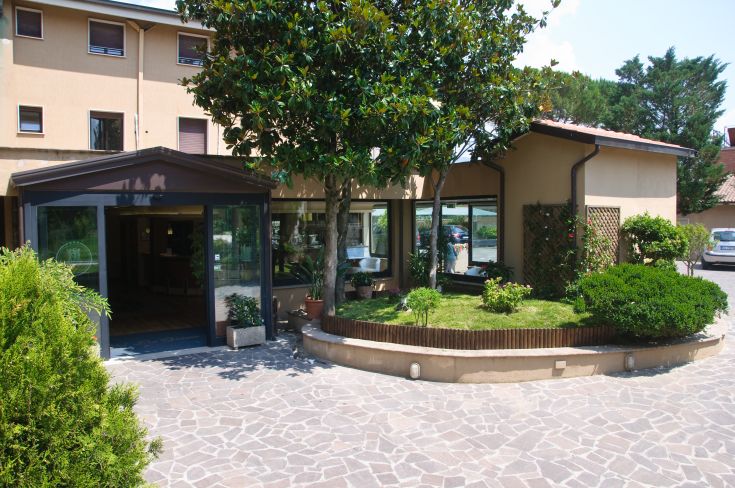 Hotel Le Grazie is located in a peaceful area, ideal for exploring Assisi and the surrounding Umbria.