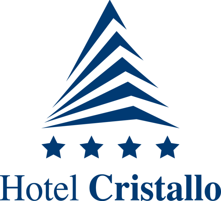L'Hotel Cristallo, posizionato a Santa Maria degli Angeli, presenta stanze spaziose e un ambiente confortevole.