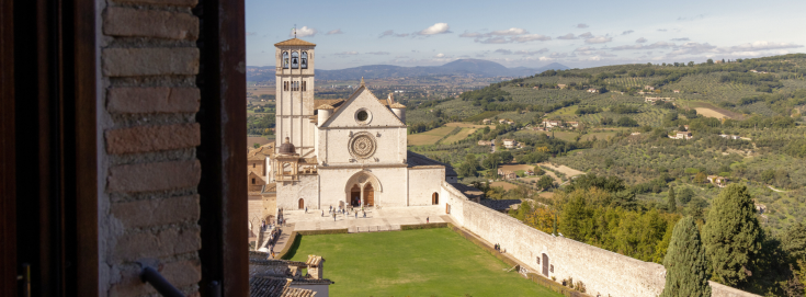 Vista della Basilica di San Francesco d'Assisi dalla struttura 