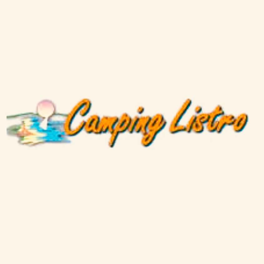 Camping Listro, un accogliente campeggio situato sulle rive del Lago Trasimeno, circondato da natura verdeggiante.