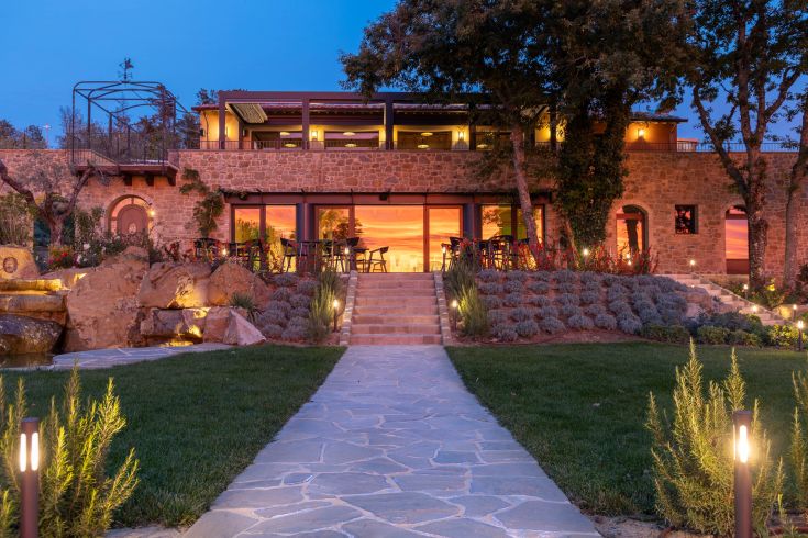 A peaceful Umbrian village surrounded by nature, perfect for events and celebrations.