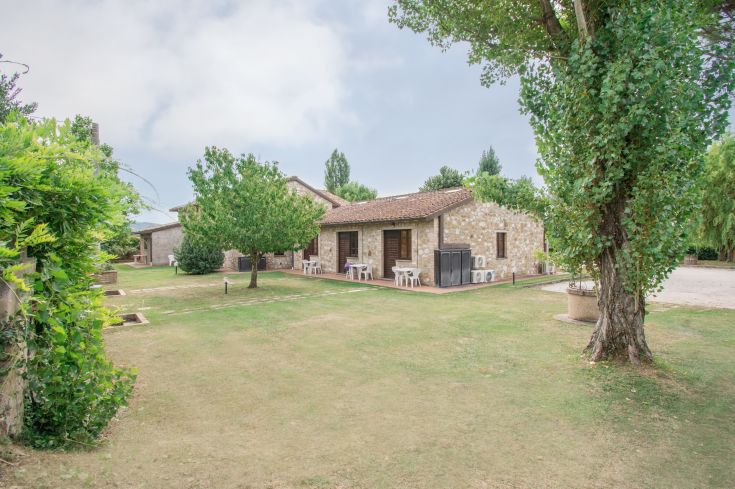 A vacation home located in the Umbrian countryside, perfect for families and couples.