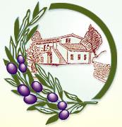 Un agriturismo situato in Umbria, circondato da dolci colline e uliveti, ideale per un soggiorno rilassante.