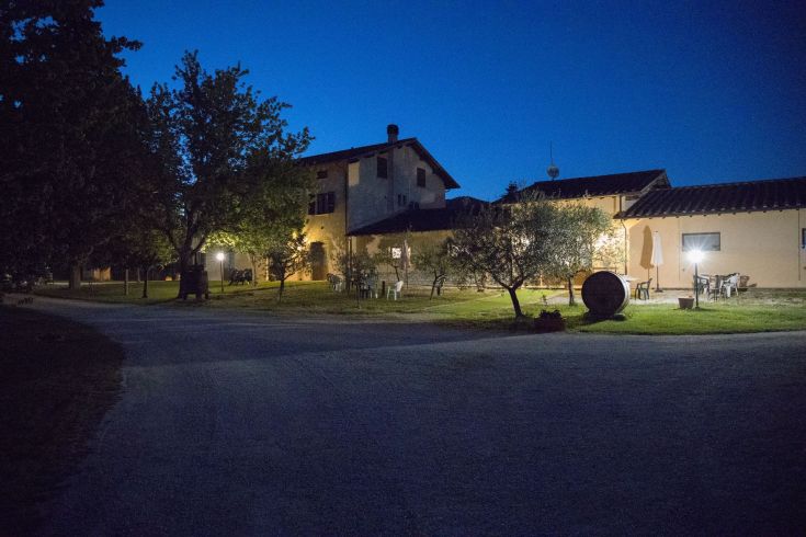 Un agriturismo circondato dalla natura, adatto alle famiglie e dotato di ristorante con ingredienti locali.