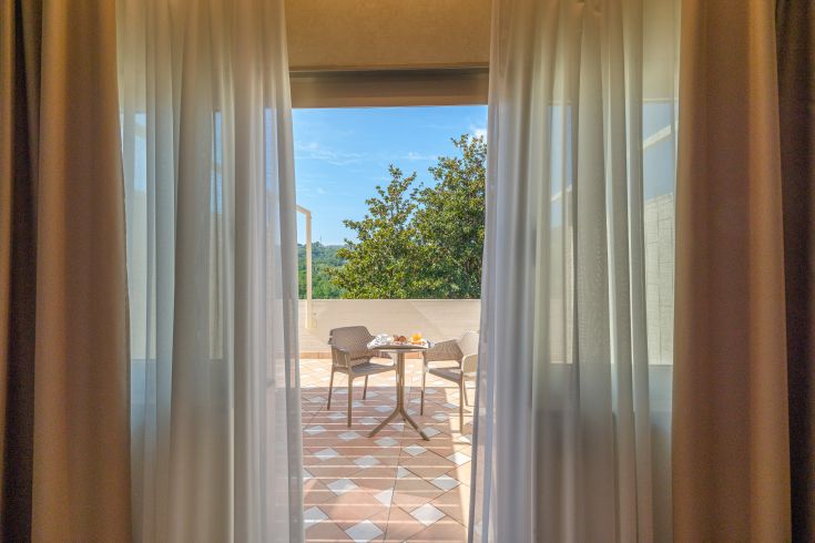 A bright and welcoming terrace, perfect for spending leisure time outdoors.