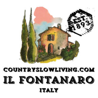Der Fontanaro ist ein großes Gebäude in einem Garten mit Pool und Olivenbäumen, gelegen in Umbrien. Ideal für Familien und Entspannung.