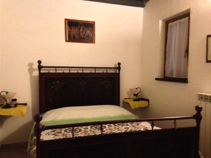 Eine ruhige und einladende Umgebung, ideal für Paare, die Ruhe und Entspannung suchen.