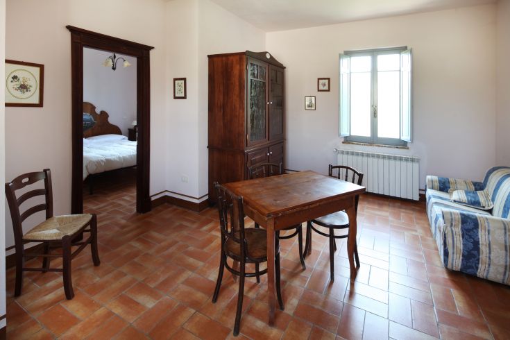 Appartamento da 2 a 4 persone / unico piano senza scale/ cucina-soggiorno con divano / camera matrimoniale con possibilità di aggiungere 1 letto singolo / bagno