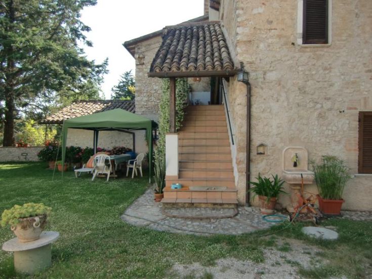 Un typique mas toscan du 1600 entouré par la nature, dans un environnement apaisant pour des vacances sereines.