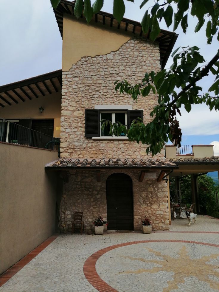 A cozy stone farmhouse, recently renovated, nestled among olive groves and woods in the Valnerina valley.