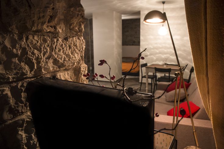 A B&B in Umbria, where comfort and hospitality blend in simple yet elegant designed rooms.