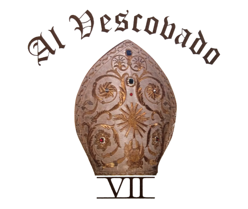 Ein goldenes Objekt, das mit eleganten Details geschmückt ist und den Vescovado symbolisiert.