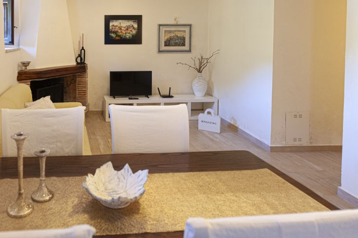 Cozy environment with detailed furnishings and a calm atmosphere.