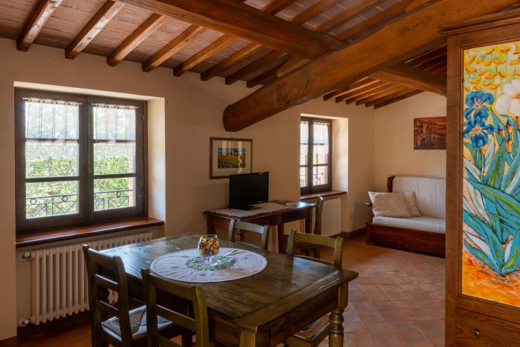 Appartamento rustico e accogliente con panorama sulla campagna circostante. Ideale per una vacanza tranquilla nei pressi di Gubbio.