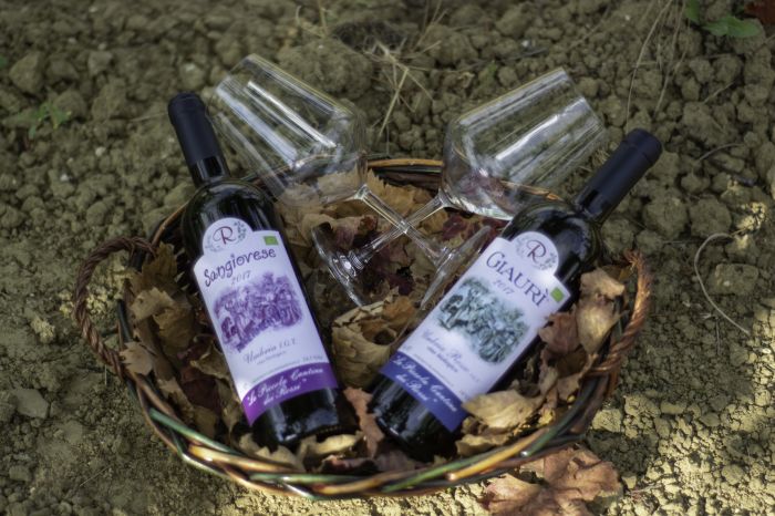 I vini ancestrali in bottiglia, Giaurì e Sangiovese