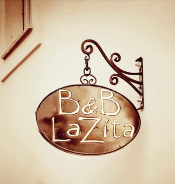 Titolo: LA ZITA B&B