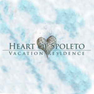 Simple apartment in the heart of Spoleto, accommodating 5 people, with a view of the rooftops.