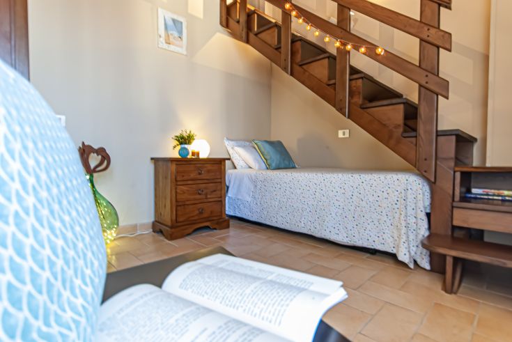 Spacious and well-lit apartment with a loft, accommodating up to 5 guests in the heart of Spoleto.