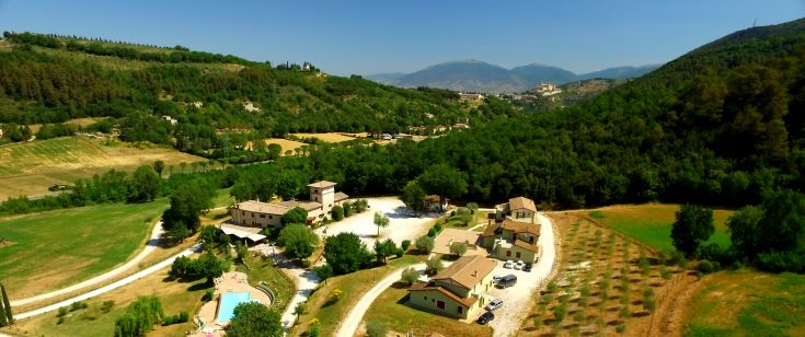 Agriturismo Valle Rosa, un luogo tranquillo circondato da dolci colline umbre.