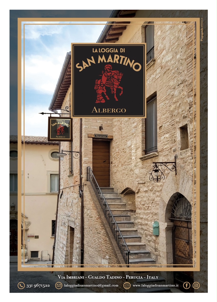 Situata nel centro di Gualdo Tadino, questa storica loggia offre ambiente caldo e accogliente.