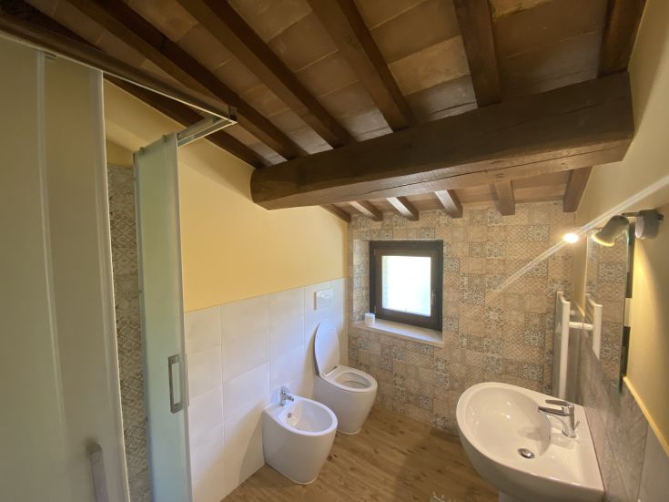 Bagno della camera doppia al piano superiore