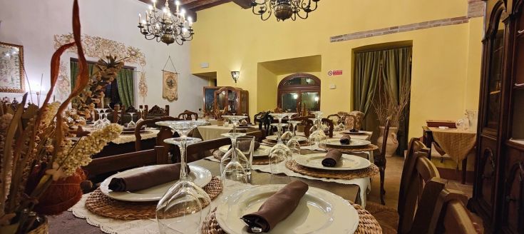 Restaurant located in an ancient monastery, offering a cozy atmosphere and a great selection of dishes.