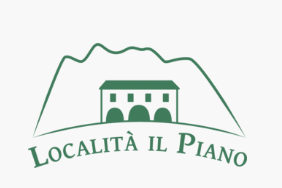 Agriturismo Il Piano, un vecchio casale immerso tra alberi da frutto in un tranquillo ambiente umbro.