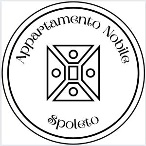 Appartement élégant à Spoleto, situé près de la place du marché et des sites historiques.