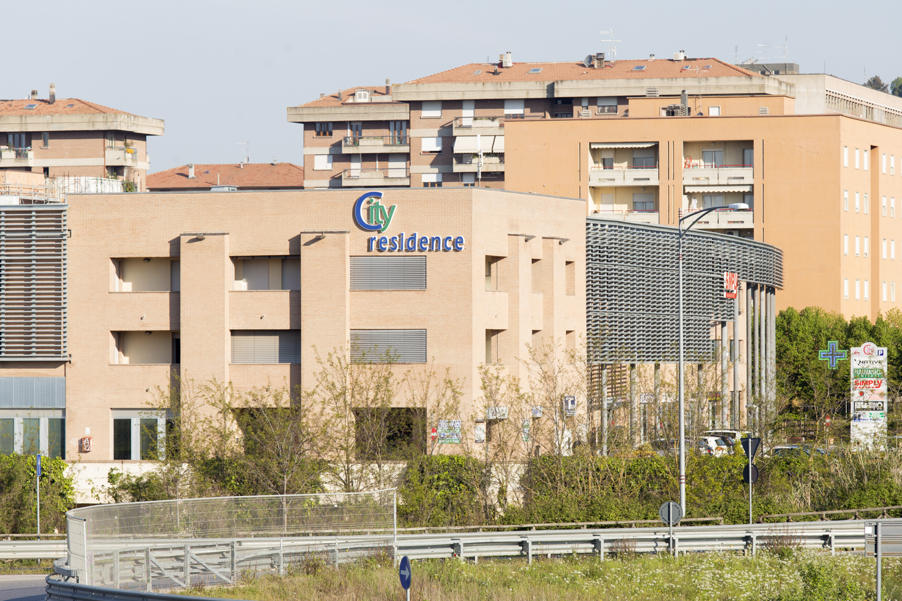 Una residenza moderna in Umbria, con appartamenti confortevoli e arredati con gusto.