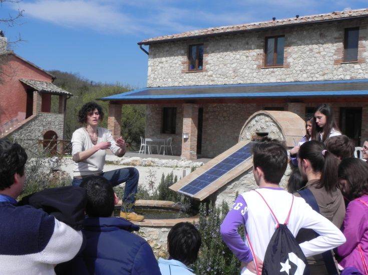 Eine Bildungsaktivität in einem nachhaltigen Agriturismo in Umbrien.