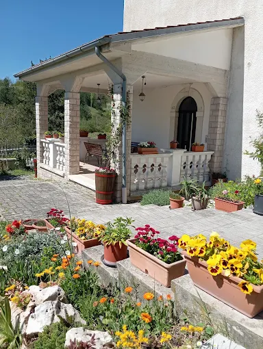 Titolo: CASA VACANZE MILY - PARCO DEL MONTE CUCCO