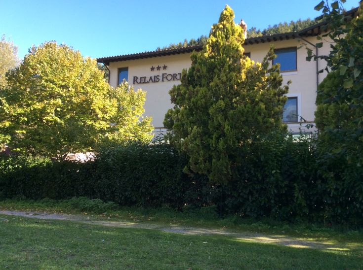 Located near Foligno, Palazzo Forti offers comfortable accommodations surrounded by greenery.