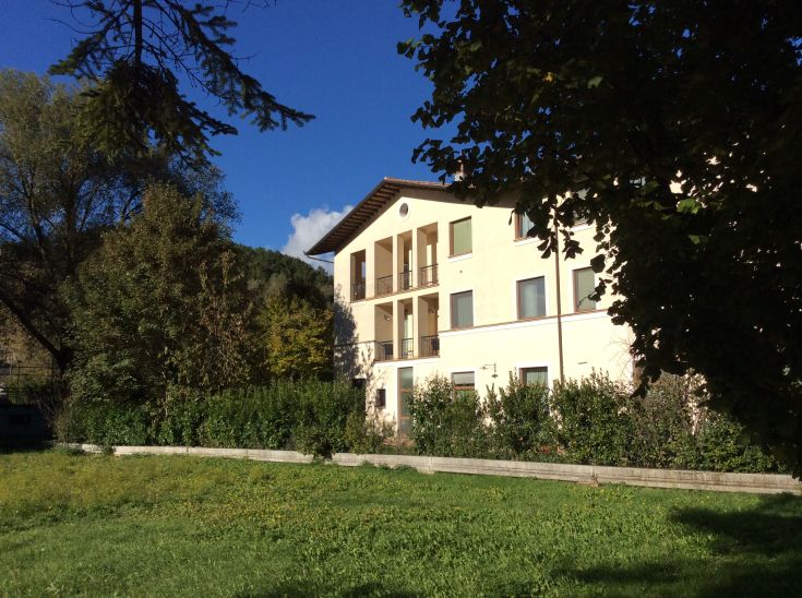 Relais Forti is set in a natural environment, offering cozy rooms and a spa dedicated to relaxation.