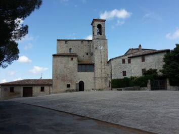 Titolo: CASTELLO IZZALINI TODI RESORT