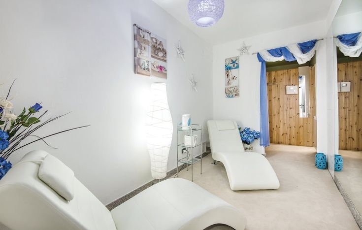 Un angolo accogliente per il relax, ideale per momenti di benessere e tranquillità.