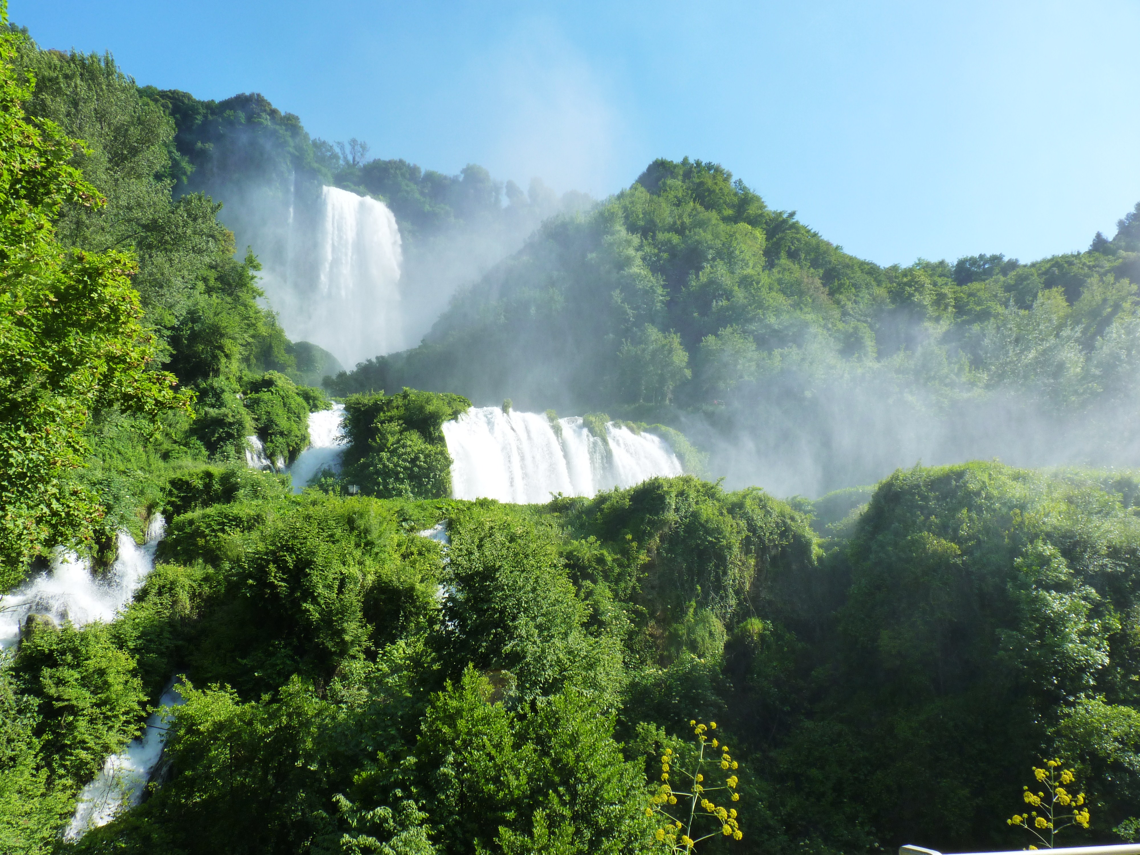 Titolo: With the Family - The Waters of Umbria
