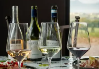 Titolo: Visita e degustazione