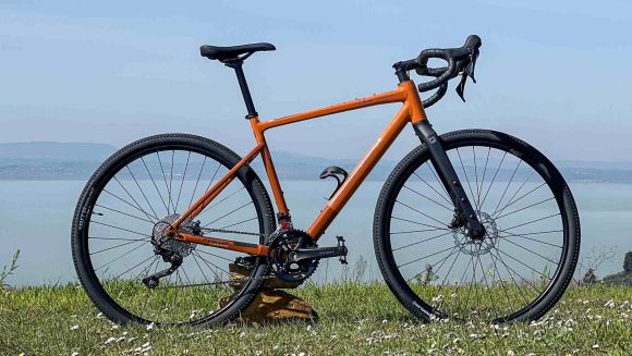Titolo: Gravel